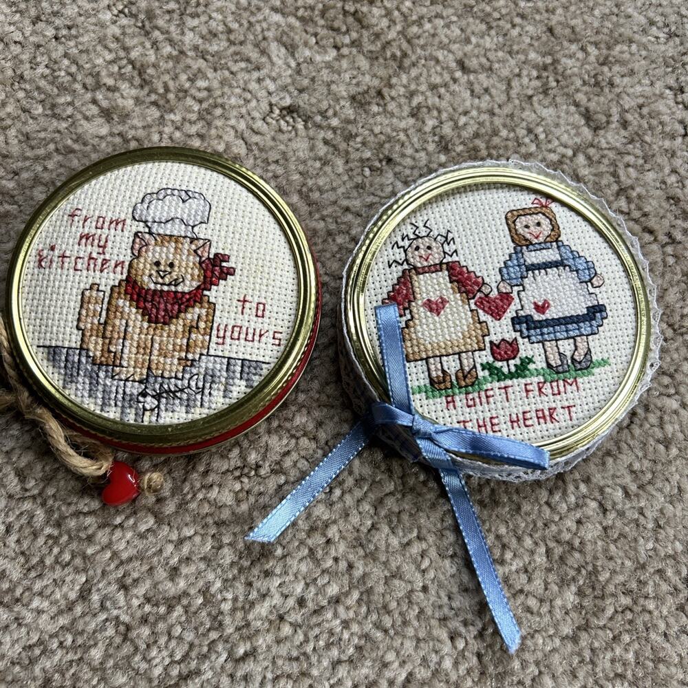 VTG Cross Stitch Mason Jar Lids Cottagecore Sweet Cat Friends Gift